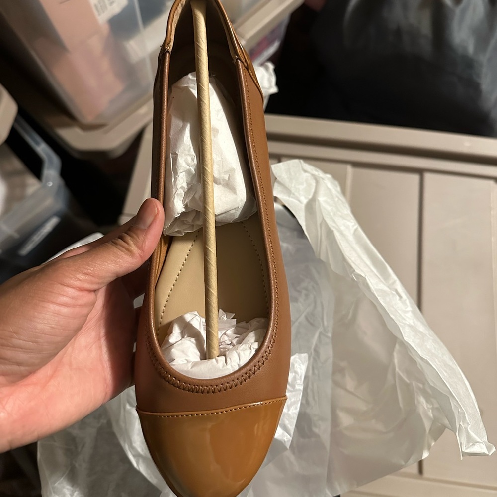 Brand new Alfani flats